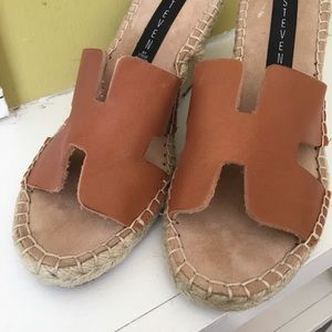 steve madden eryk wedge cognac